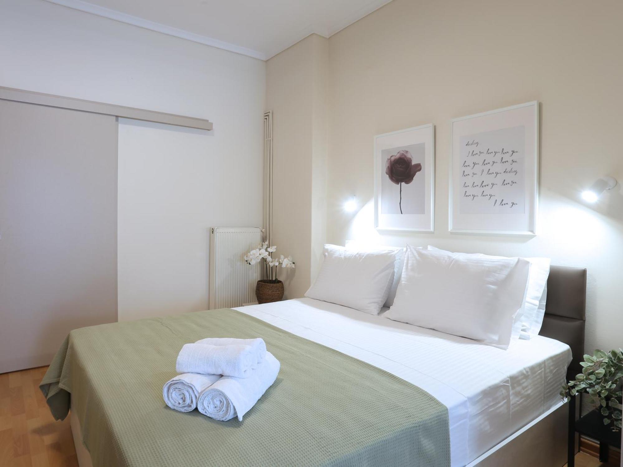 Nostos Luxury Apartment-Perfect Hospitality เทสซาโลนิกิ ภายนอก รูปภาพ