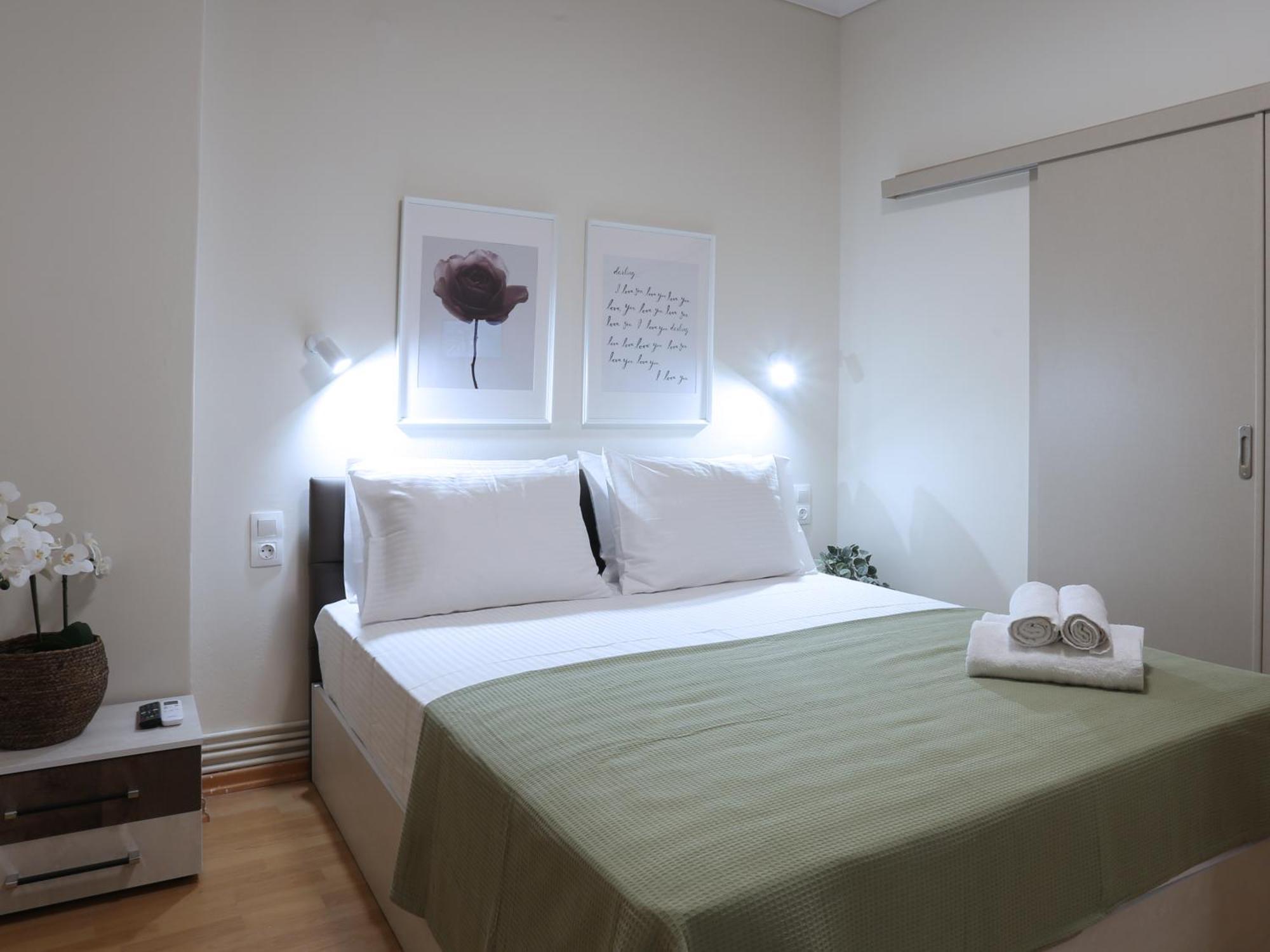 Nostos Luxury Apartment-Perfect Hospitality เทสซาโลนิกิ ภายนอก รูปภาพ