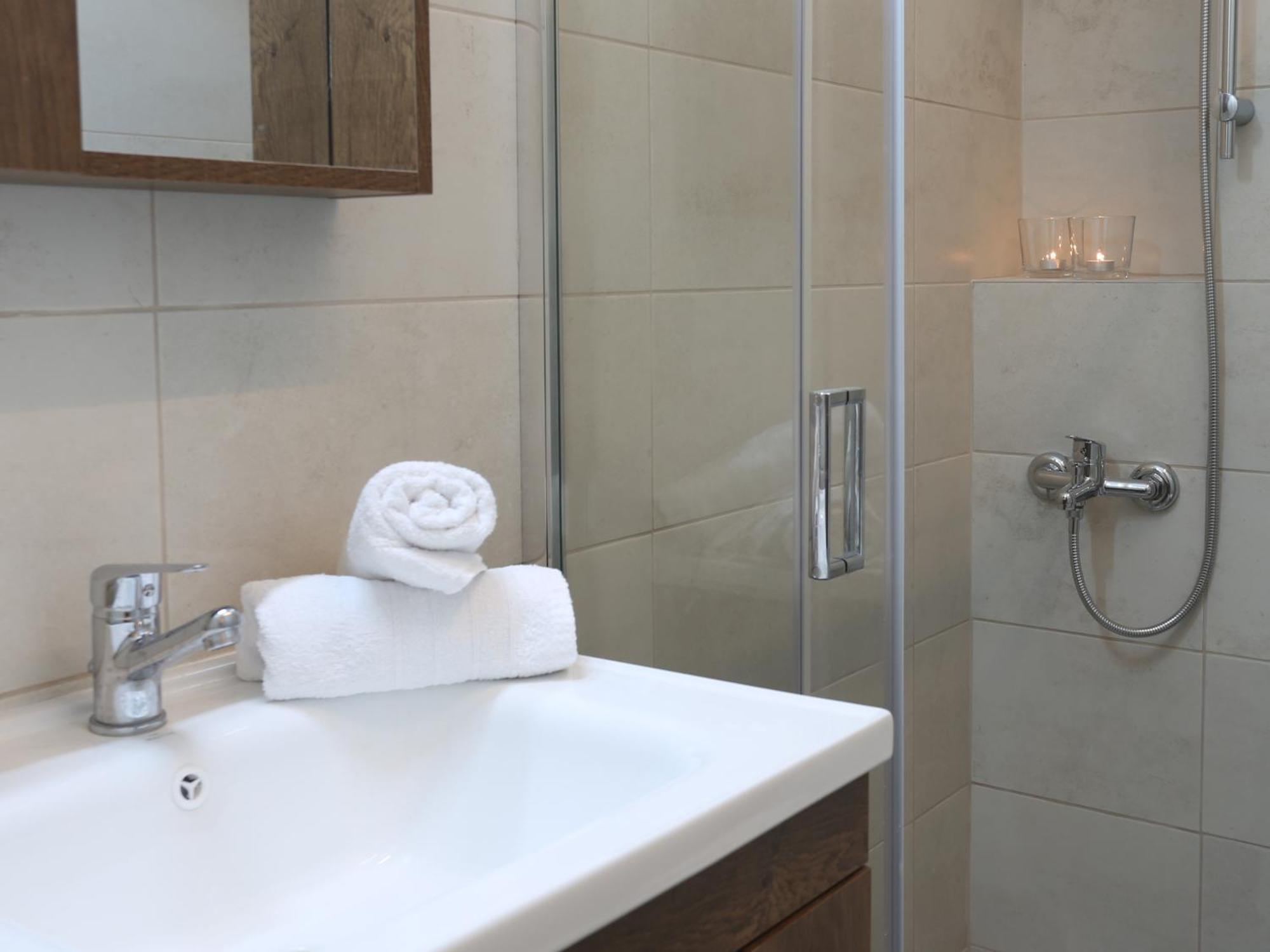 Nostos Luxury Apartment-Perfect Hospitality เทสซาโลนิกิ ภายนอก รูปภาพ