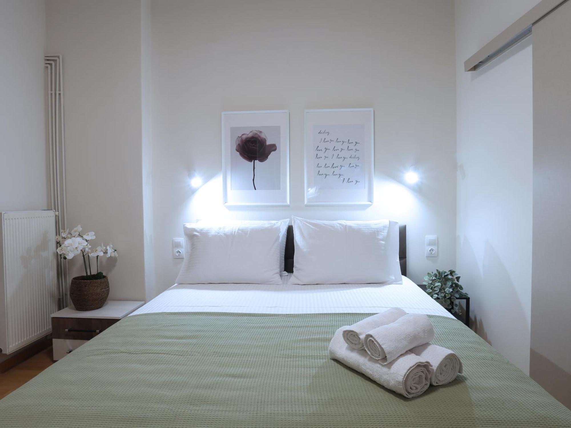 Nostos Luxury Apartment-Perfect Hospitality เทสซาโลนิกิ ภายนอก รูปภาพ