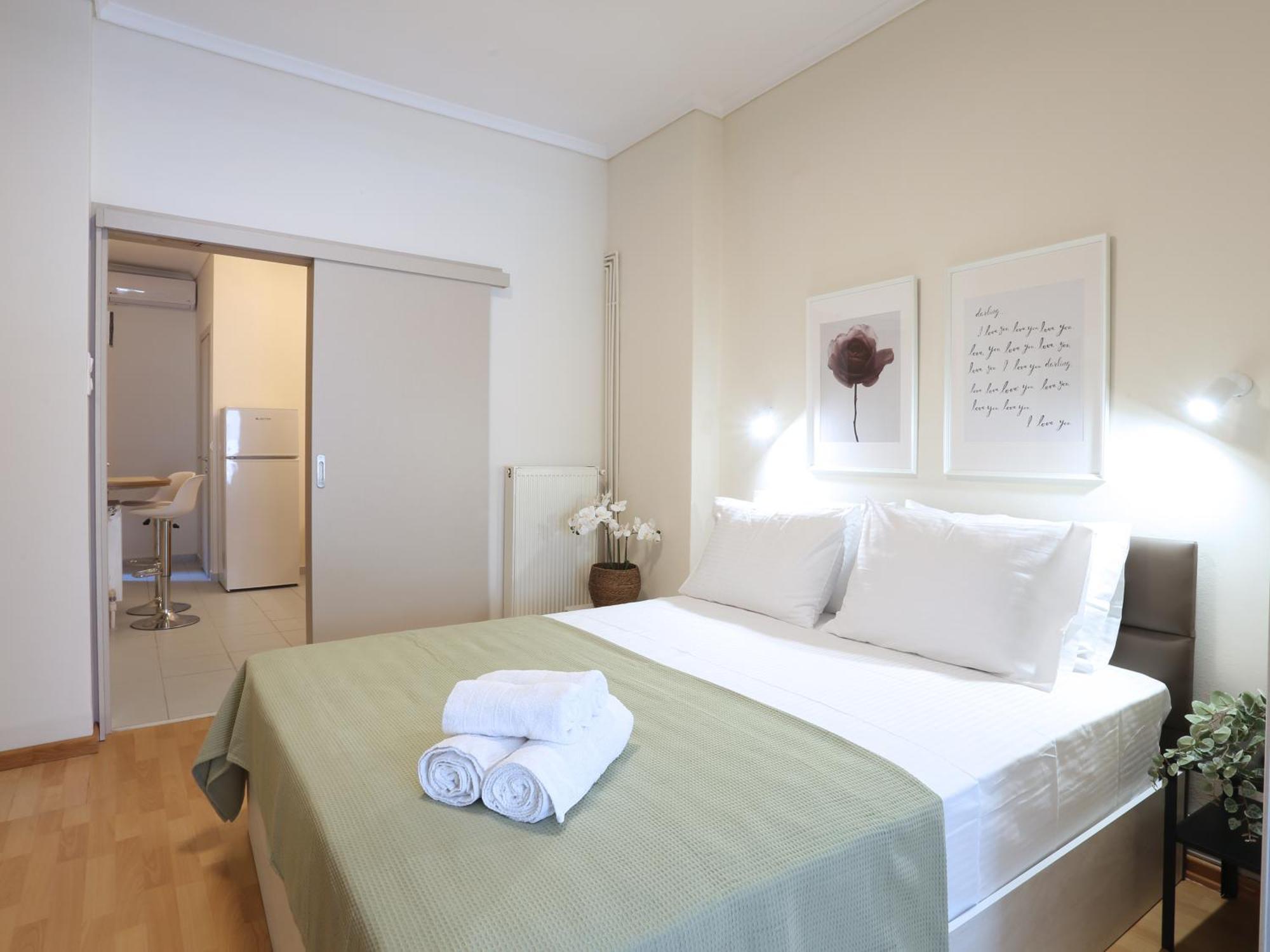 Nostos Luxury Apartment-Perfect Hospitality เทสซาโลนิกิ ภายนอก รูปภาพ